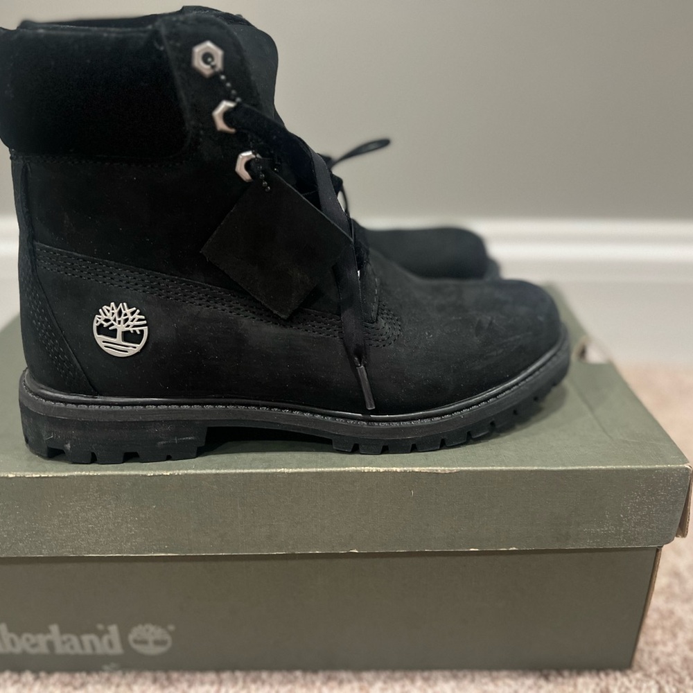 Timberland waterproof boots black velvet size 7 MSRP 289$ - Picture 7 of 11